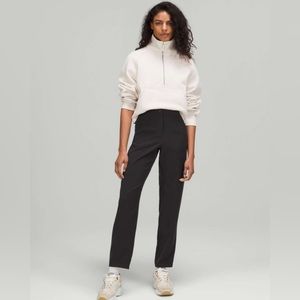 NWT Lululemon Dynamic High Waisted Travel Pant Jogger